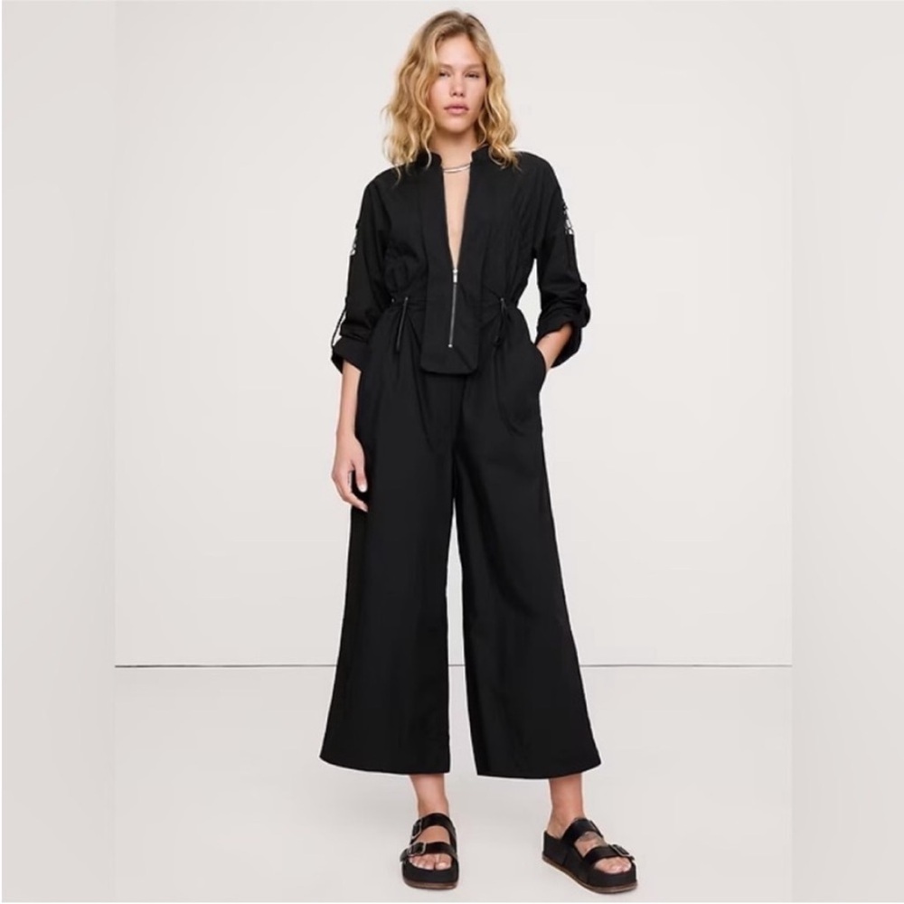 NEW! Banana Republic Black Cotton Poplin Zip Utility Cropped Jumpsuit -Size XS✏️